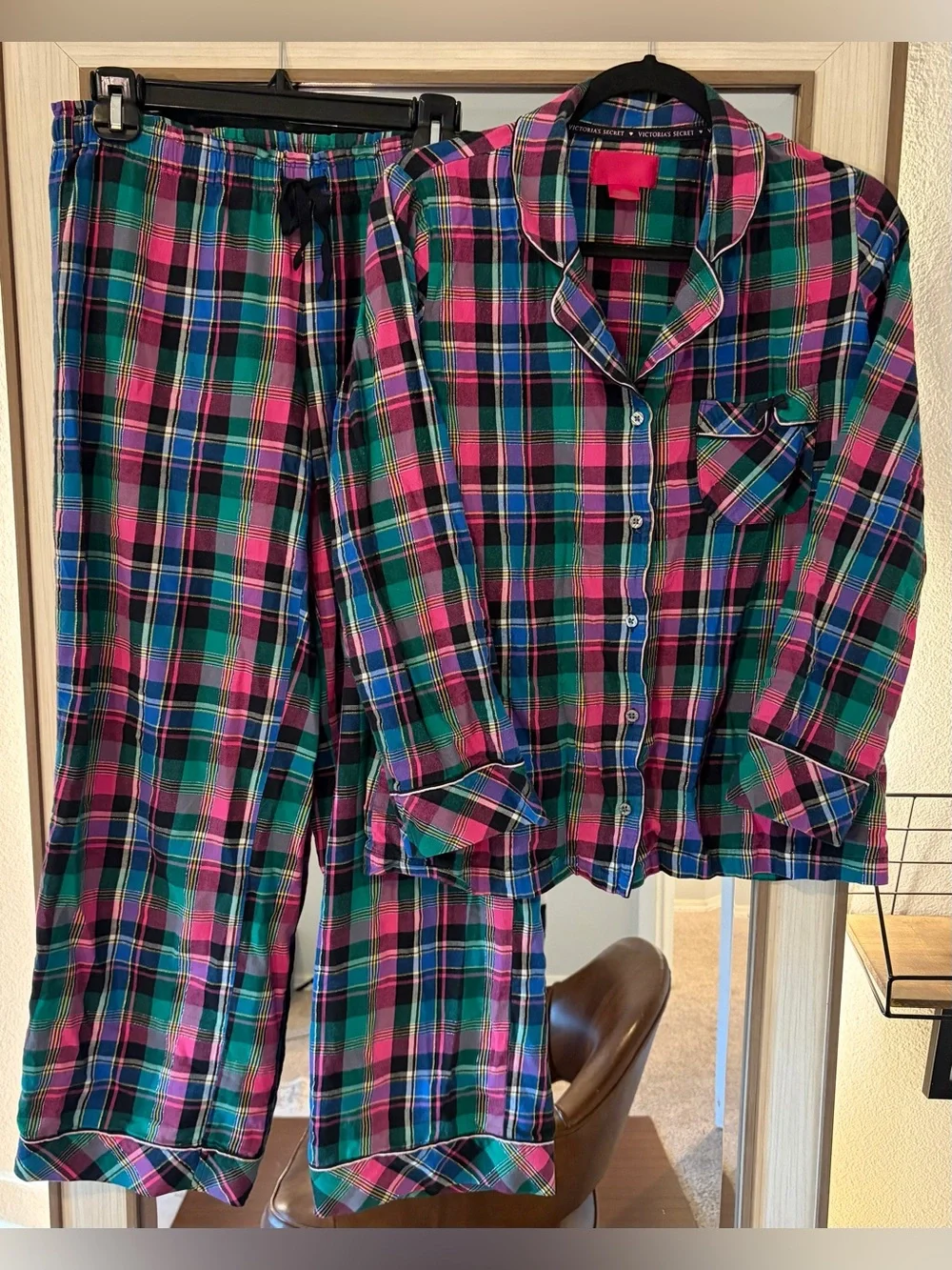 Victorias Secret Plaid Pajamas Top Pants PJ Set Size M Pink Green Blue Sparkle